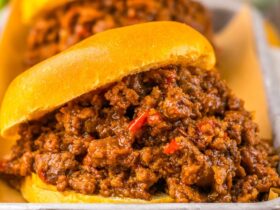 Crockpot Sweet Chili Sloppy Joes