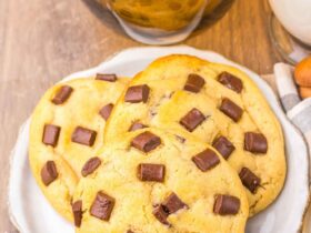 Levain Bakery-Style Cookies