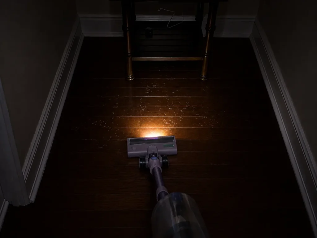 Here’s Why You Should Try Cleaning With The Lights Off