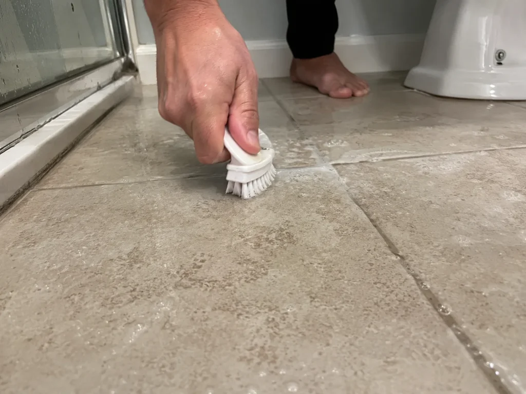 Dirty Bathroom Tiles and Grout? Here are Easy Tips to Have Them Shining Again...
