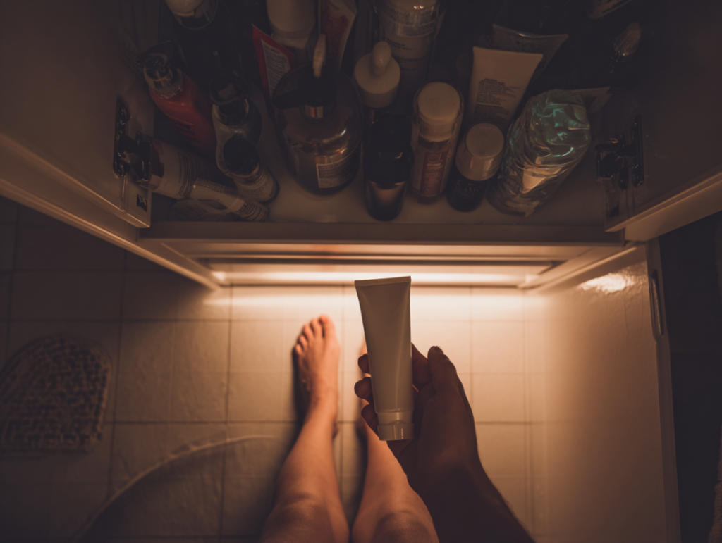 People Are Rubbing Toothpaste on Their Feet — Here’s What It Actually Does
