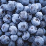 These are 4 reasons why you should eat blueberries every single day!